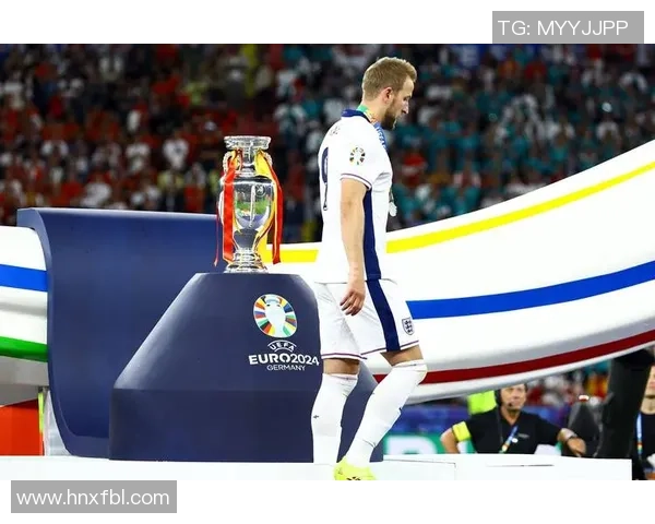 忠诚之心的足球巨星凯恩探索他的职业生涯与传奇历程